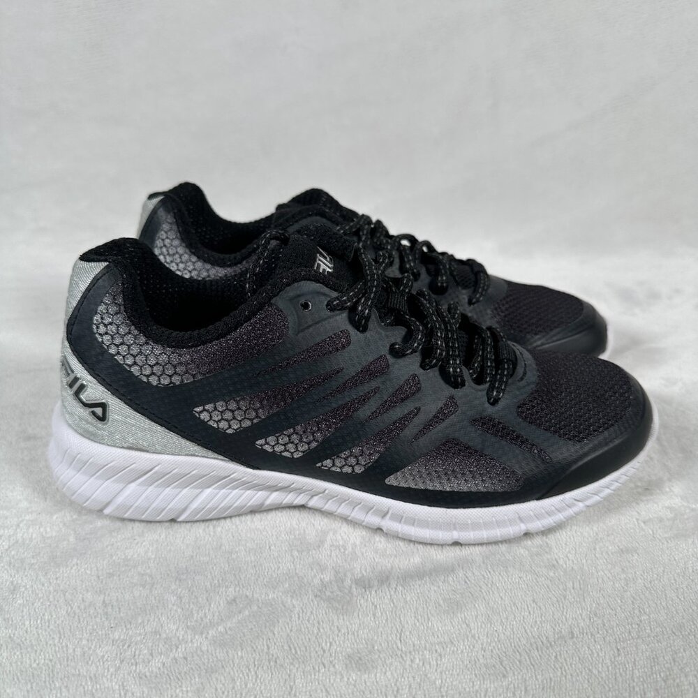 Fila Sneakers Youth Size 4.5 Black Gray Memory Foam Lace Up Comfort 3RM00003-003 - Picture 2 of 8